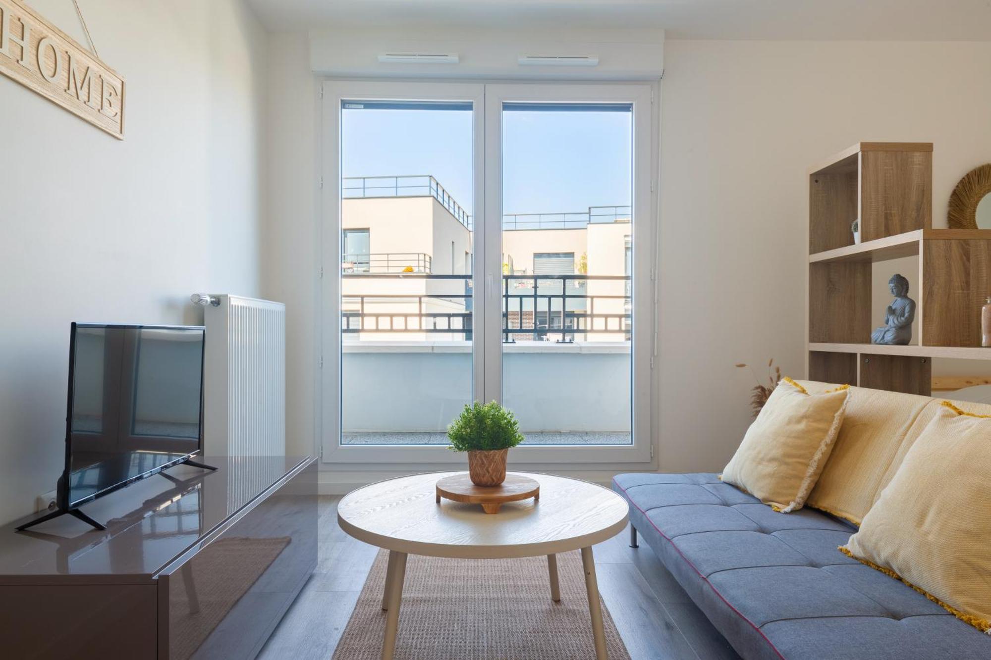 Le Peruvien - Saint-Cyr-L'Ecole - Free Parking Apartment ภายนอก รูปภาพ